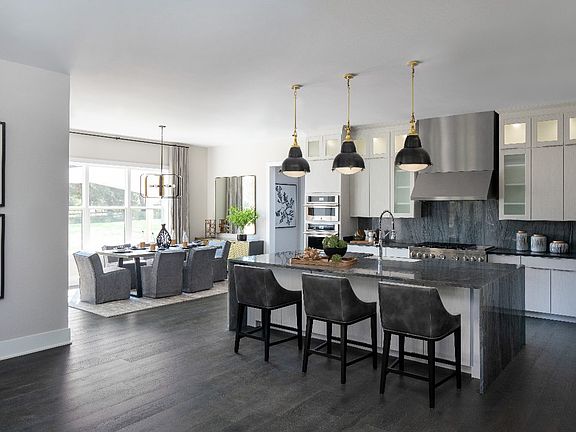 Open concept kitchen great for entertaining