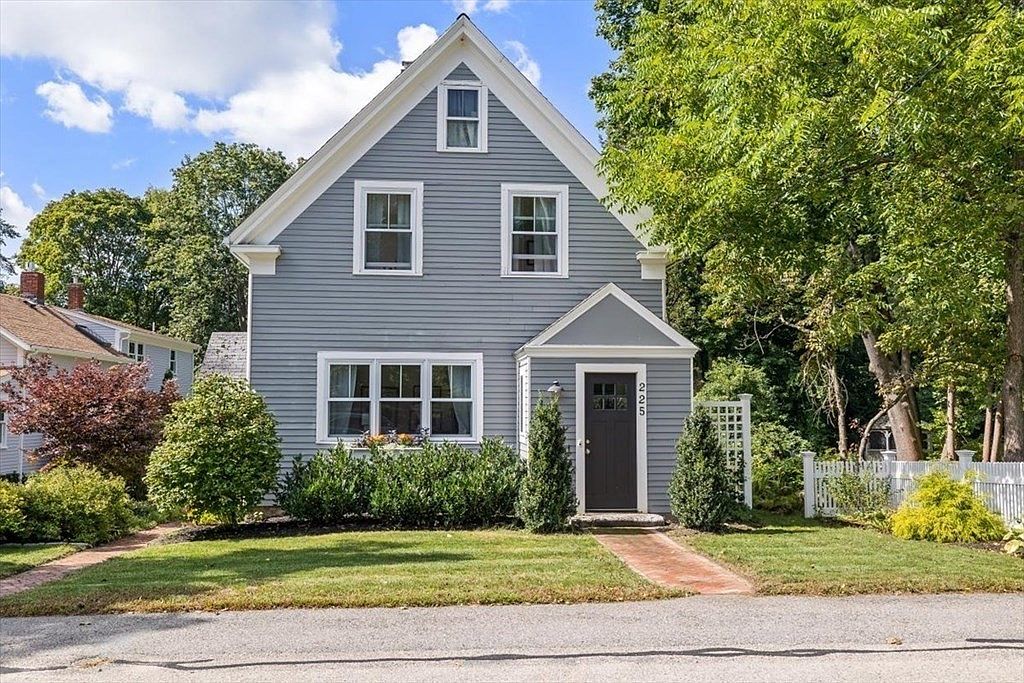 225 Hersey St, Hingham, MA 02043 Zillow