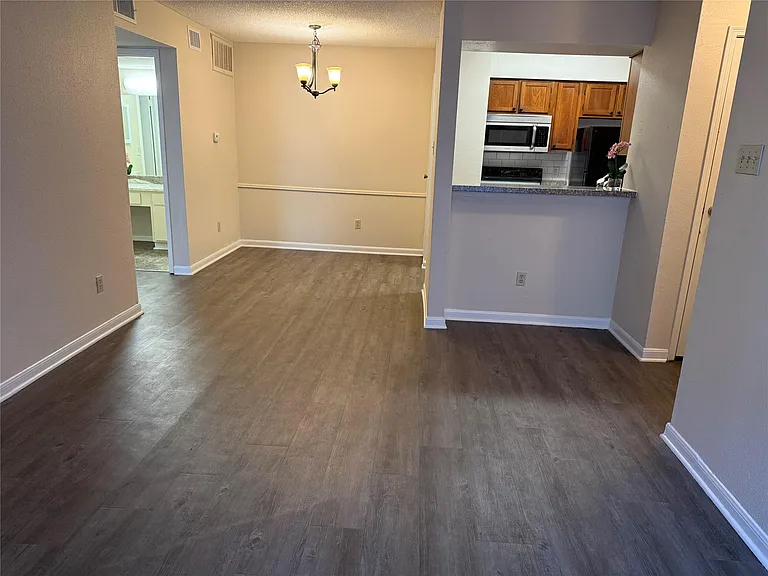 2120 El Paseo St #2406 — Photo 3