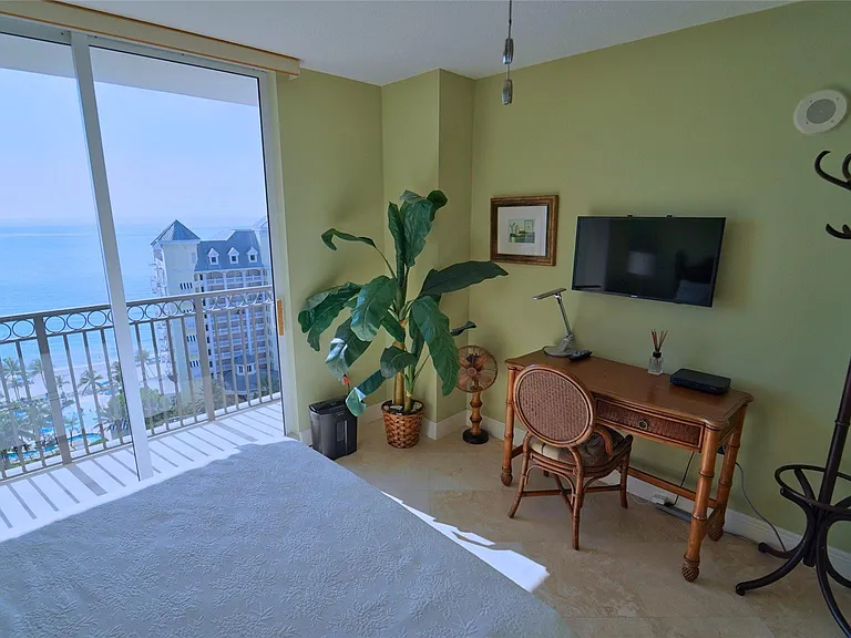 2011 N Ocean Blvd #1606 — Photo 24