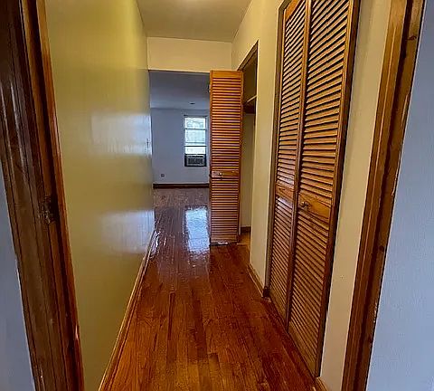 4th image of 2932 Avenue T #1