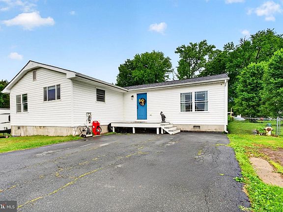 2nd image of 7541 Old Battle Grove Rd