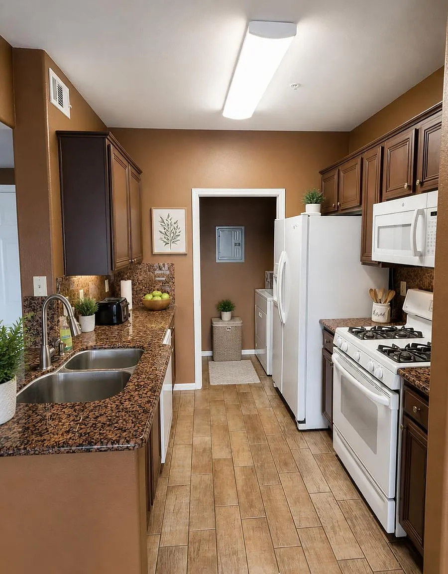 2 bed, 980 sqft, $2,200 — Photo 3