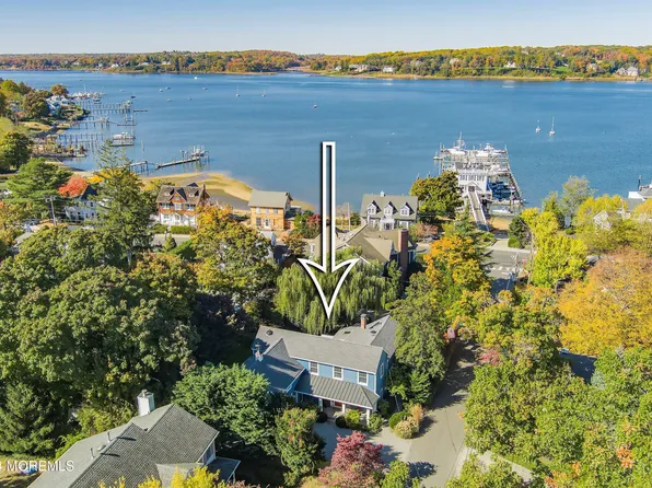 18 Browns Lane, Fair Haven, NJ 07704