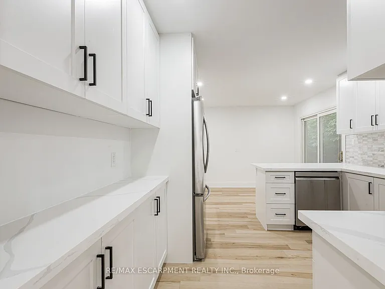 2104 Mississauga Rd — Photo 10