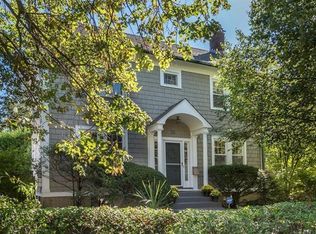 33 Ridgeview Ave, White Plains, NY 10606