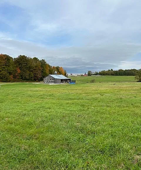 250 Upper Meadows Ln — Photo 23