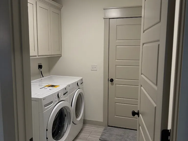54 Morvan Dr — Photo 31