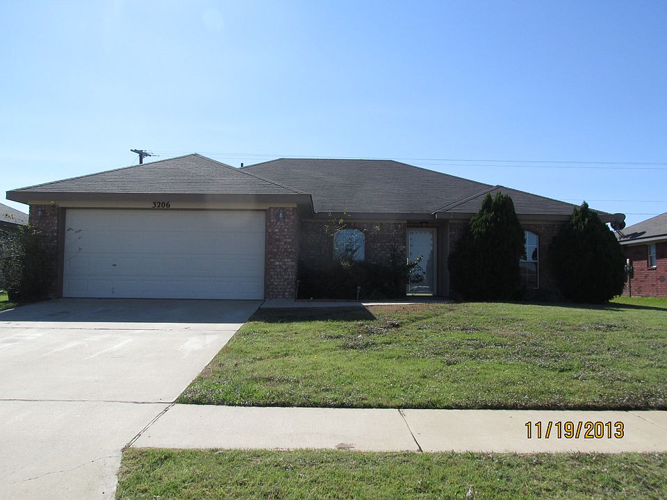 1st image of 3206 Gus Dr