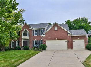 7320 Maple Leaf Ct, Middletown, OH 45044