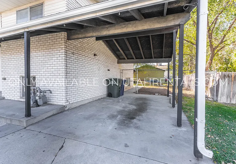 4420 S Dean Cir #B — Photo 15