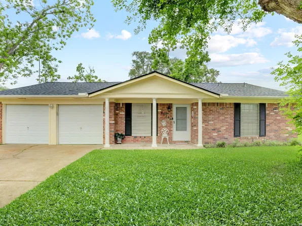 8026 Leigh Rd, Hitchcock, TX 77563
