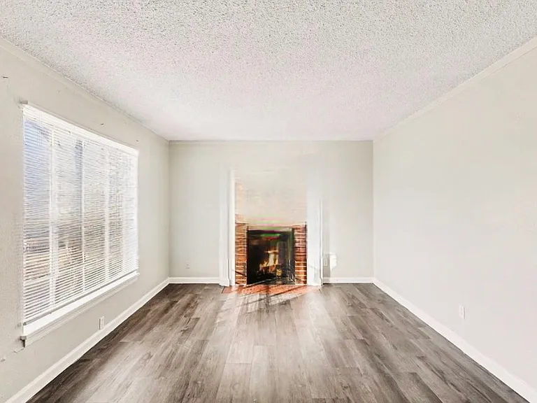 6220 Agnes Ave — Photo 13