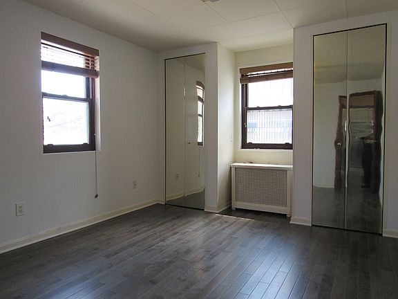 5th image of 2015 23rd St #1