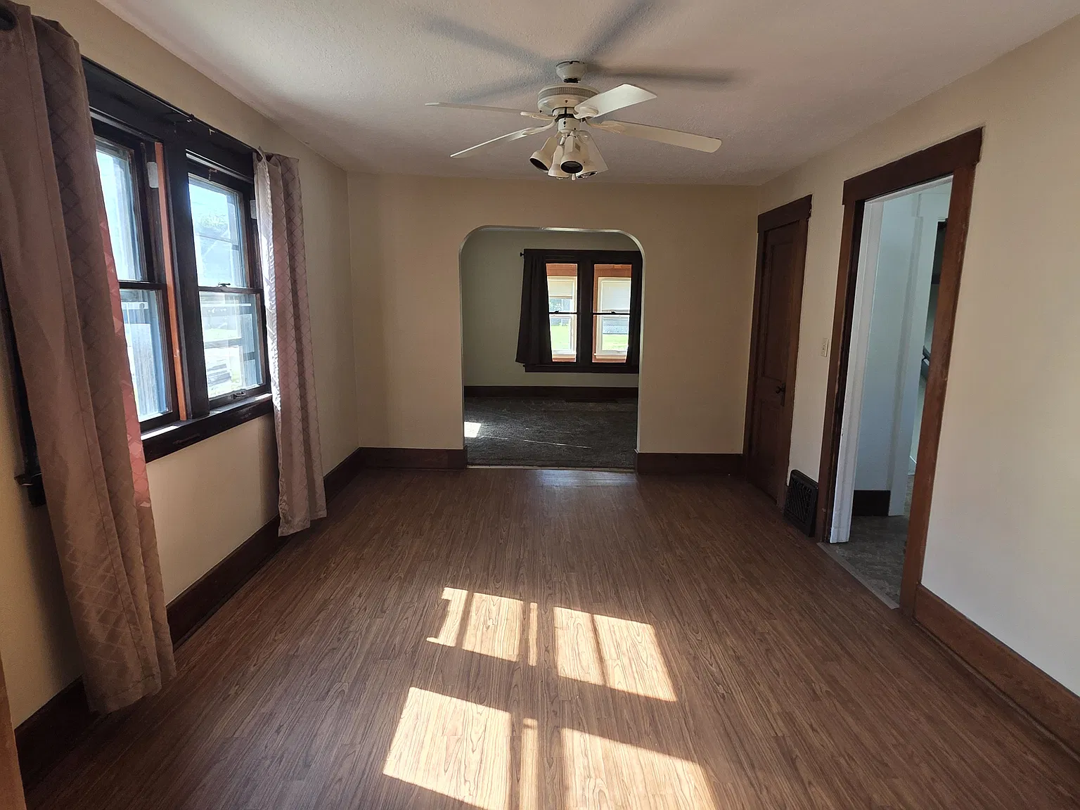 4 bed, 1540 sqft, $1,600 — Photo 2