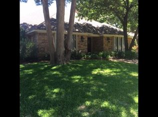 12003 Lost Oak Ridge Dr, Woodway, TX 76712