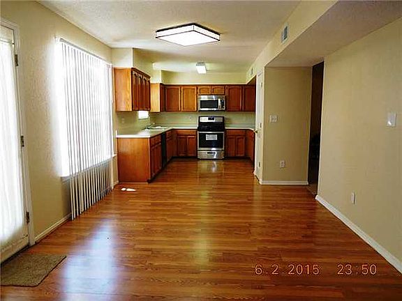 3rd image of 3008 Tierra Salada Dr