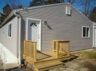 52 Manor Rd, Red Hook, NY 12571