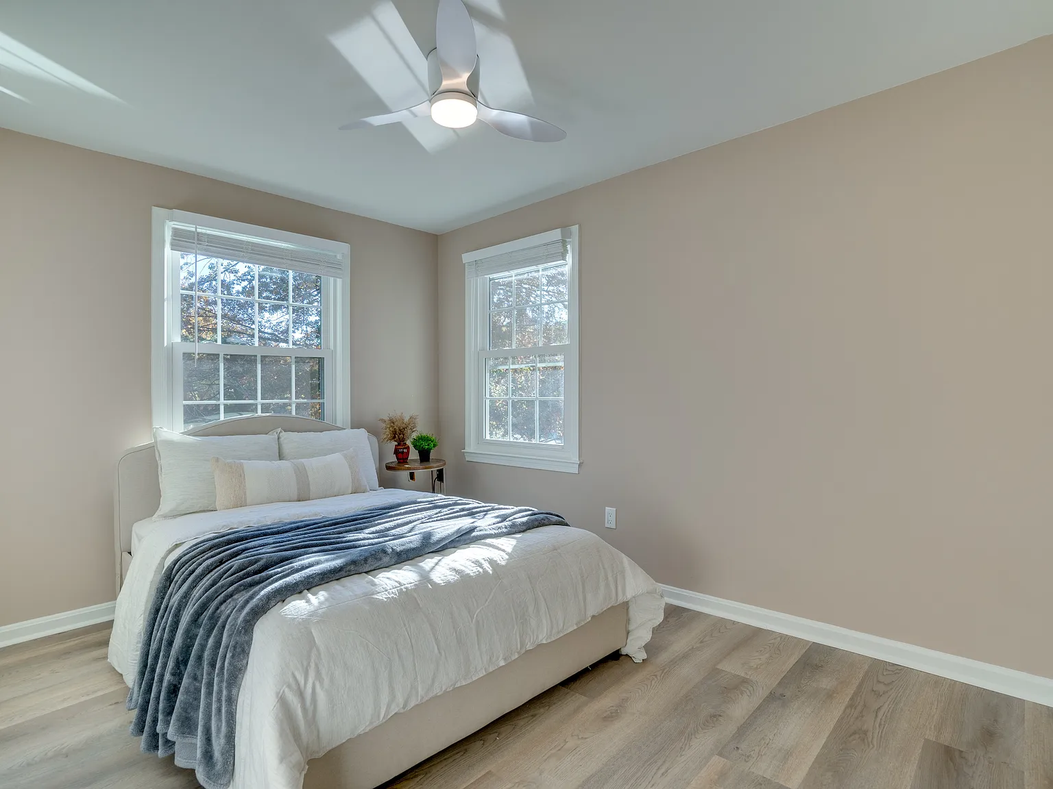 8131 Pinelake Court - UL 1L — Photo 1