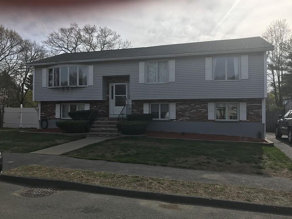 2nd image of 14 Jennifer Dr