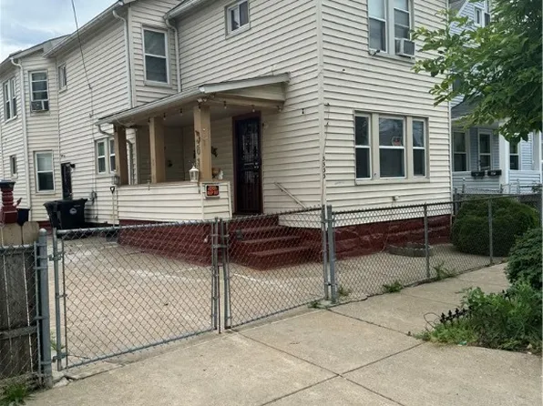 3533 Carlyle Ave, Cleveland, OH 44109
