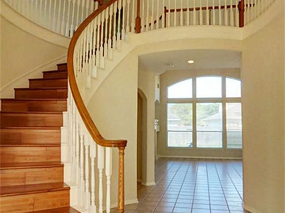 3rd image of 3214 Southford Manor Ln