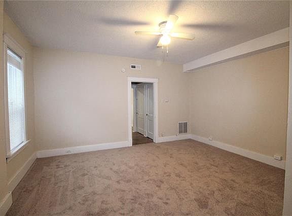 4th image of 6945 Gravois Ave