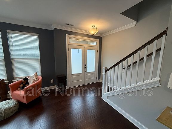4th image of 8708 Aspinwall Dr