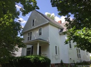 320 N 3rd St, Monmouth, IL 61462