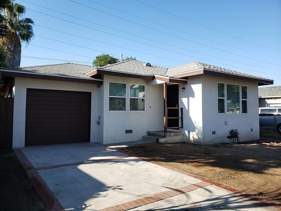 1st image of 14423 S Denver Ave