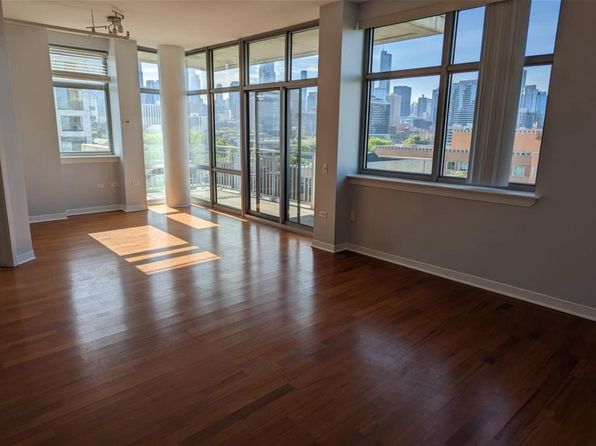 511 W Division St APT 707