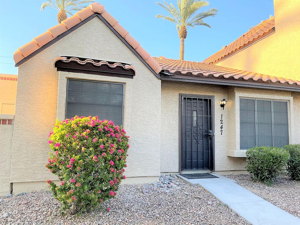 1st image of 921 W University Drive #1247