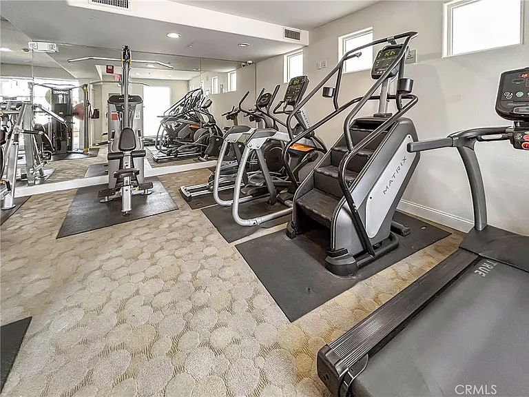360 W Avenue 26 — Photo 14
