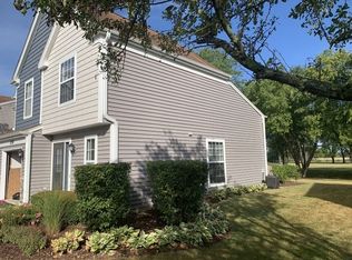 1730 Pebble Beach Cir, Elgin, IL 60123