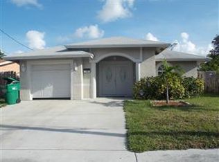 1581 W 37th St, Riviera Beach, FL 33404