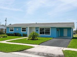 481 W 32nd St, Riviera Beach, FL 33404