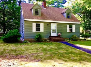 26 Chestnut St, South Hamilton, MA 01982