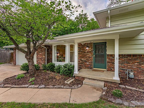 2nd image of 621 N Willow Dr