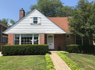 892 Oakwood Ave, Lake Forest, IL 60045