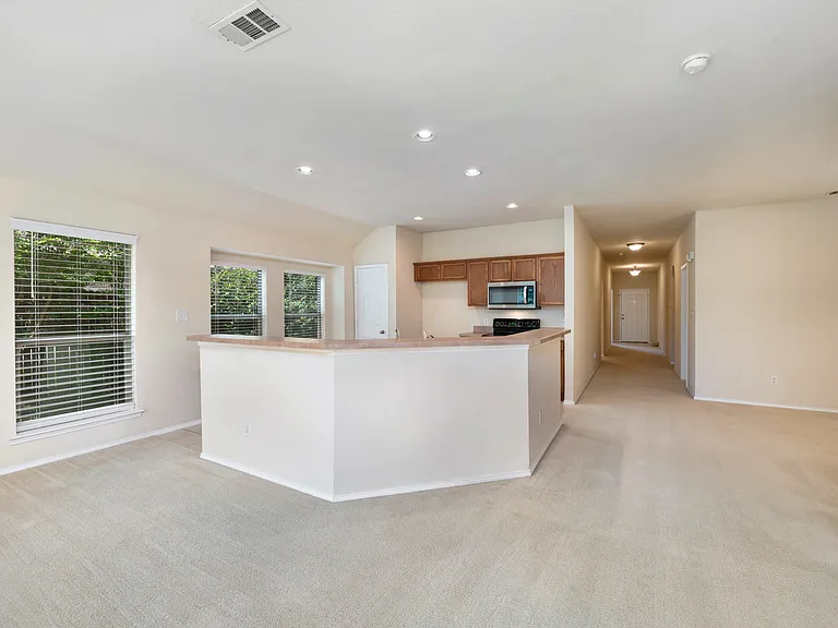 1200 Sierra Blanca Dr — Photo 6
