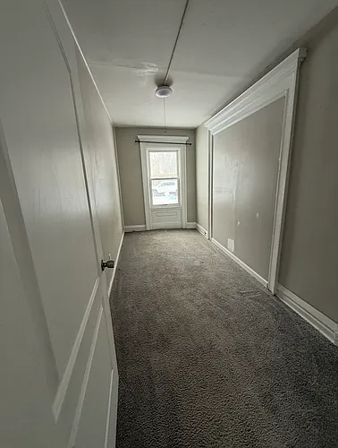 323 Sterling St Photo 1