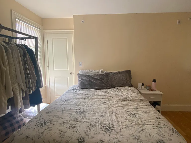 11 Sparhawk St #13 — Photo 14