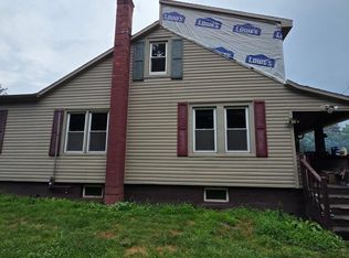 202 Red Rock Rd, Sugarloaf, PA 18249