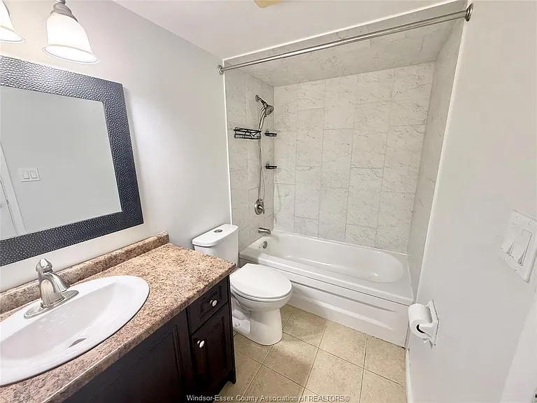 3936 Wyandotte St E #801 — Photo 15