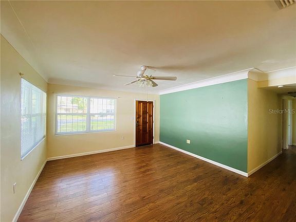 5th image of 1025 31st St NW