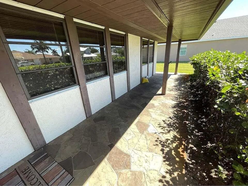 3 bed, 2.0 bath, 1362 sqft, $2,500 — Photo 4