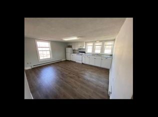 552 Riverside Dr, Augusta, ME 04330