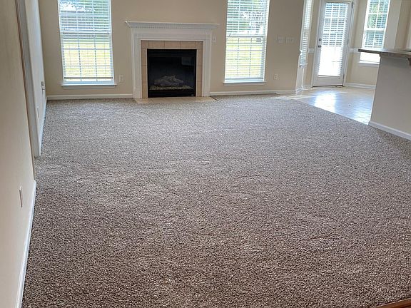 Greatroom with Fireplace