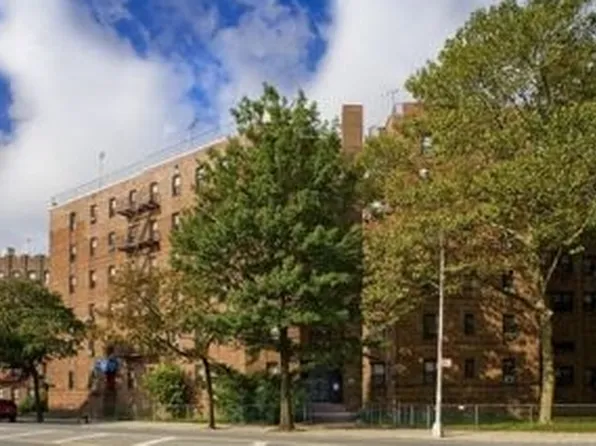800 Ocean Parkway image 1 of 1