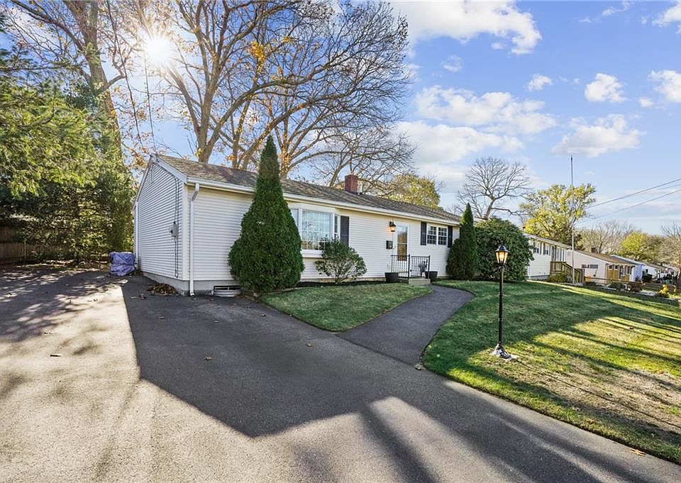 34 Keeley Ave, Warwick, RI 02886 Zillow